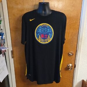 Golden State Warriors Nike Pregame Shooting Performance T-Shirt Chinese New Year